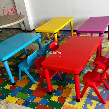 Table en plastique pour enfant; Réf B3378